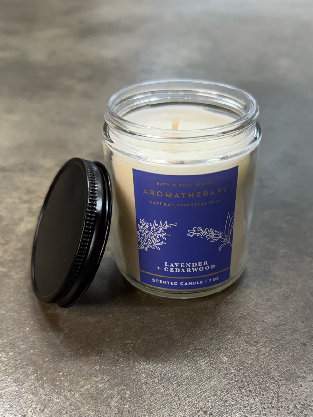 Bath & Body Works Lavender Cedarwood Aromatherapy Candle
